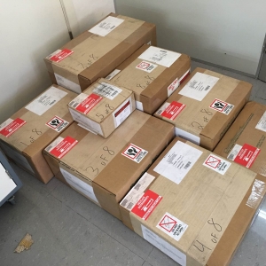 由西鈦珂為中科院寧波材料所提供的機(jī)器人力控打磨拋光電主軸系統(tǒng)順利安裝投入使用 ... ...