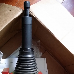 西鈦珂為某大型汽車(chē)發(fā)動(dòng)機(jī)提供的機(jī)器人浮動(dòng)主軸交付使用 ... ... ... ...