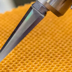 航空蜂窩honeycomb及復材加工專機